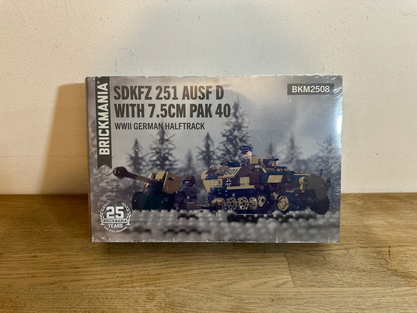 Brickmania SDKFZ 251 Ausf D With 7.5CM Pak 40