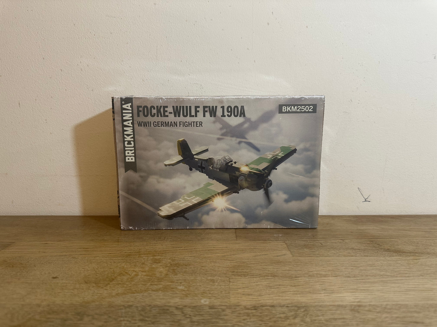 Brickmania Focke-Wulf FW 190A WWII German Fighter