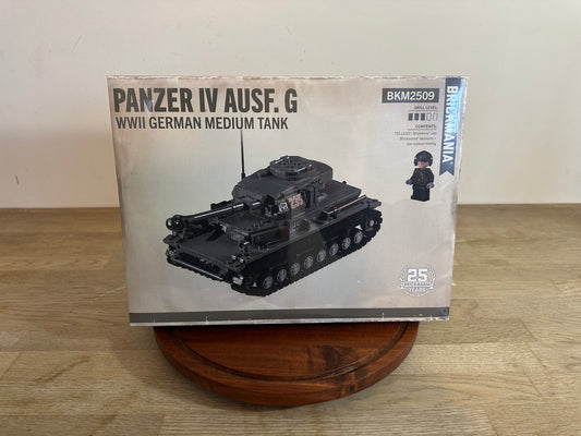 Brickmania Panzer IV Ausf. G - WWII Medium Tank